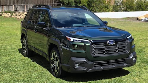 To give it a more SUV-like appearance, the 2026 Subaru Outback has vertical headlights placed in the corners, a new front fascia that is more upright than its predecessor, a larger grille and optional 19-inch wheels. The flatter roofline accentuates its increased passenger and cargo space.