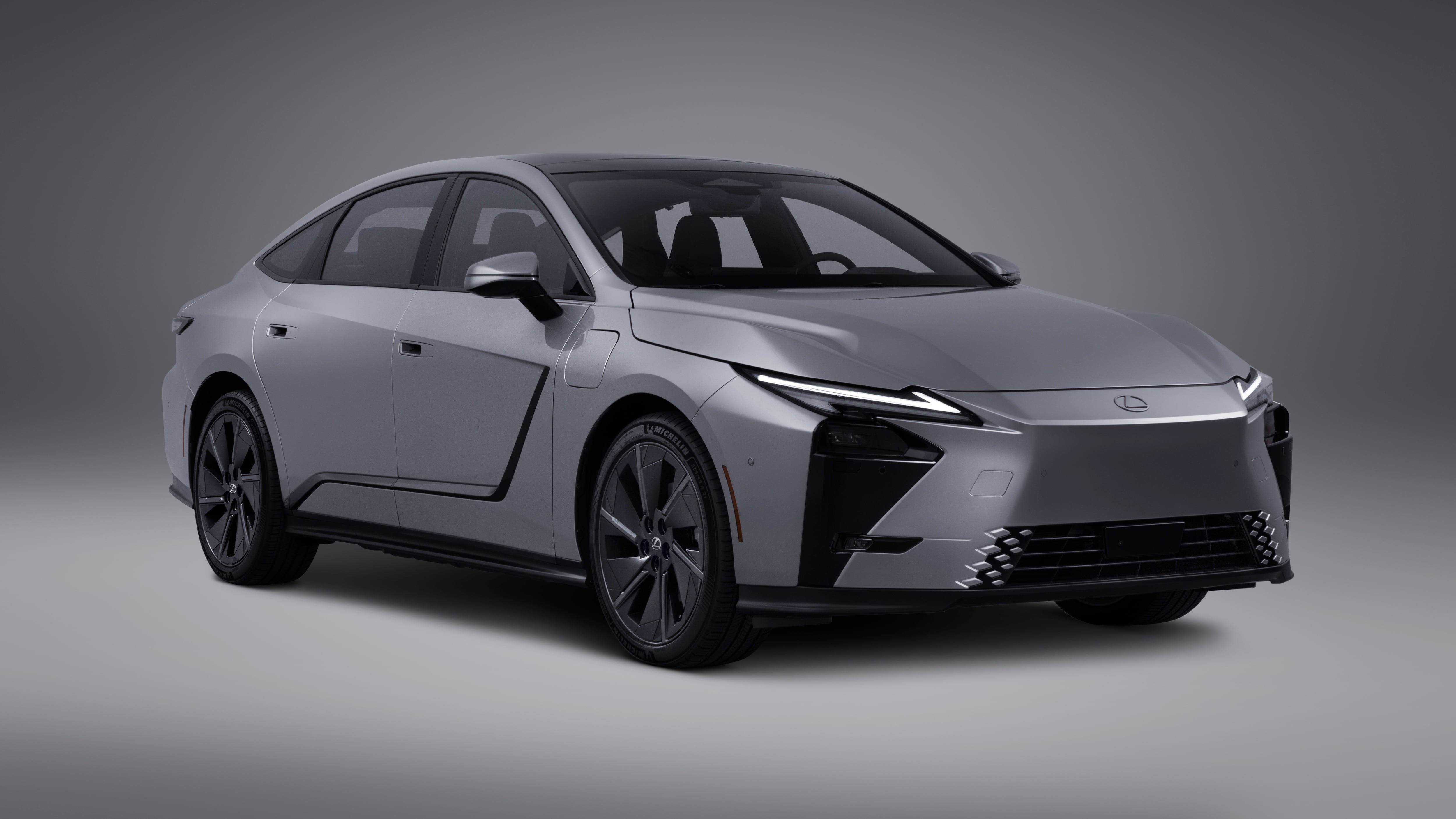 PHOTOS: 2026 Lexus ES