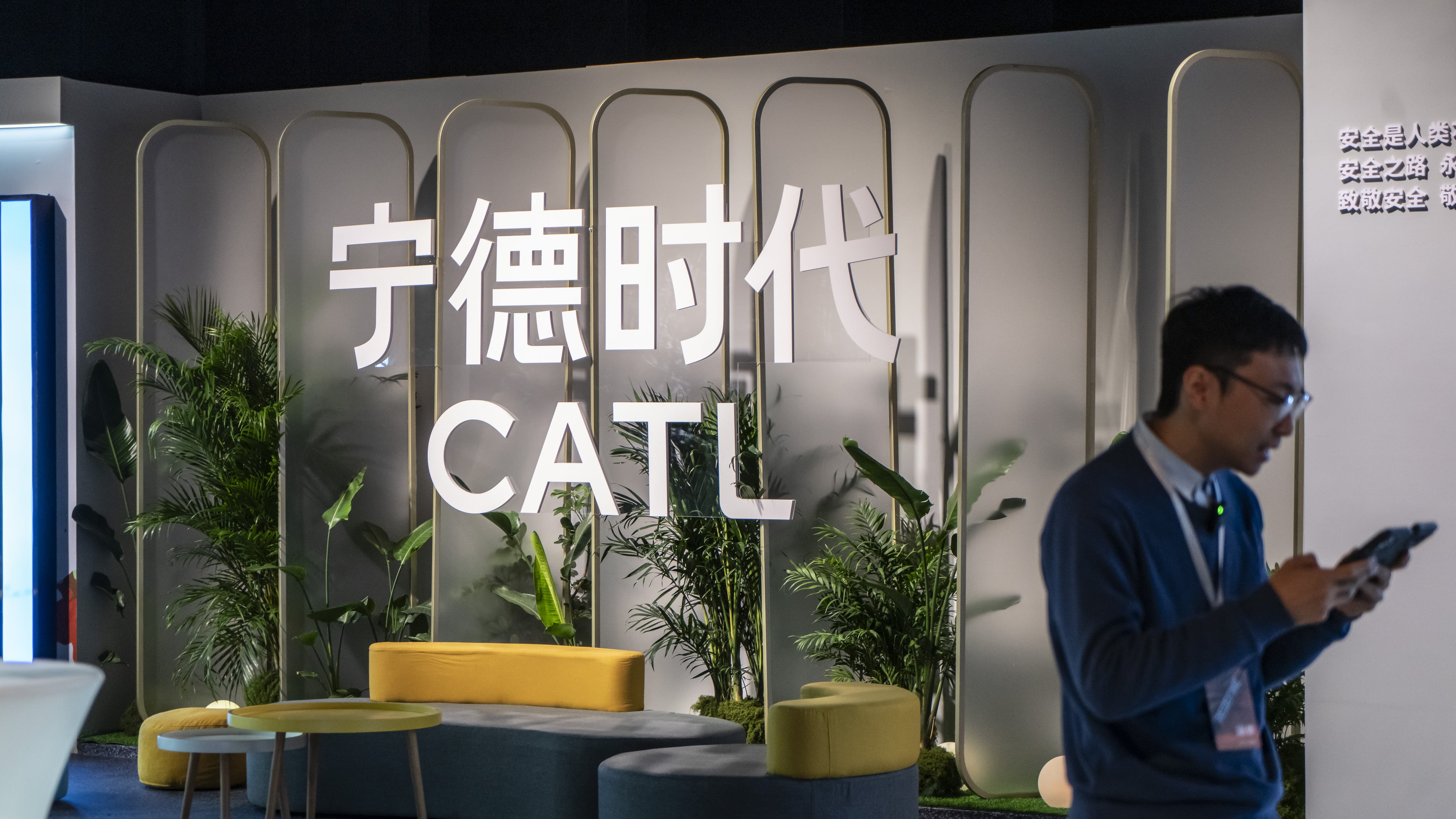 CATL previews battery with ultra-fast charging, longer range than BYD